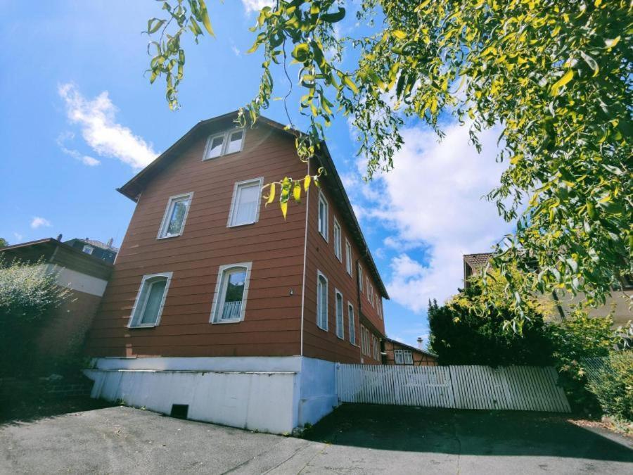 Leopold'S Apartments Mit Garten Und Vesteblick Mitten In Coburg Exterior foto
